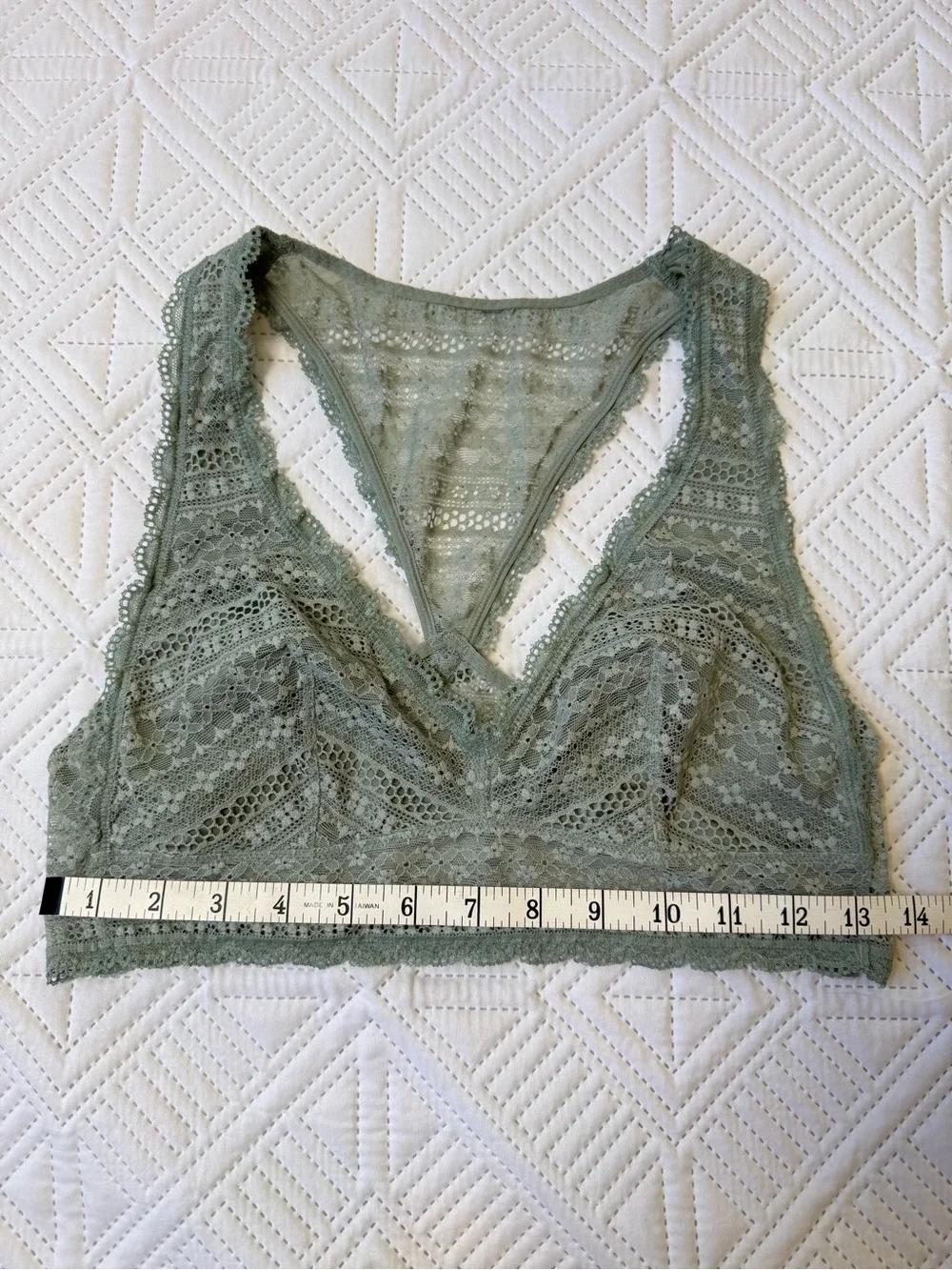 Victoria’s Secret Racerback Lace Bralette Size M